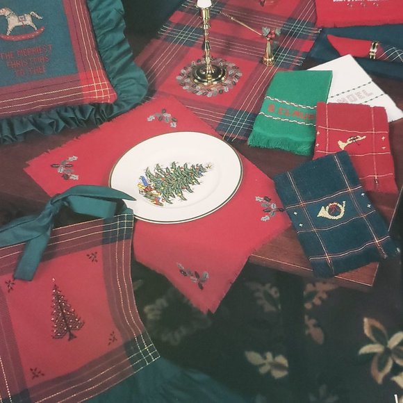 A Charles Craft Christmas Cross Stitch Leaflet Country Pat Waters 1987 Tree - Picture 2 of 4